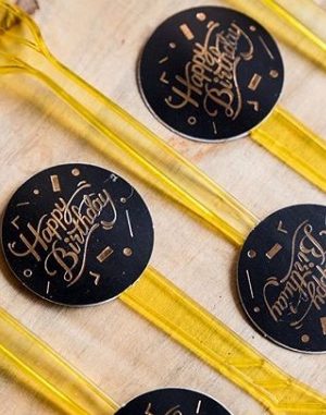 چنگال طلایی با لیبل مشکی طلا کوب