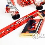 دور پیچ آبمعدنی کوچک دختر کفشدوزکی